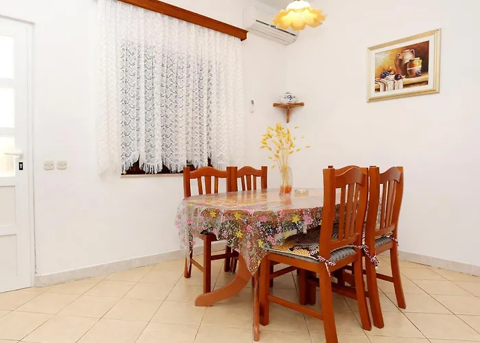 With Parking Space Orebic, Peljesac - 4527 Orebić